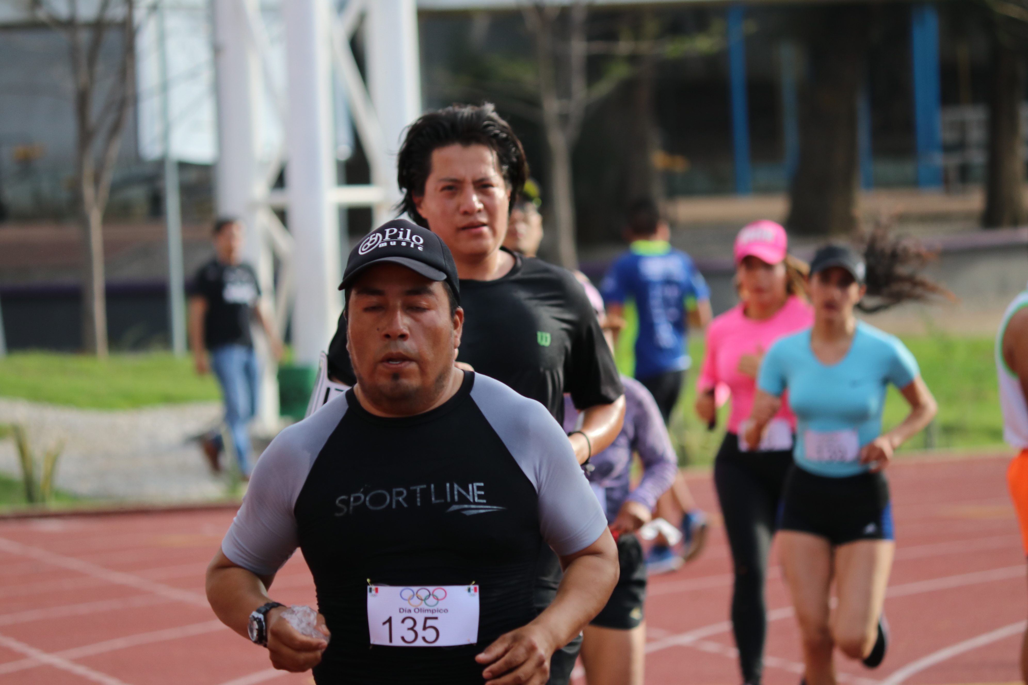 En Oaxaca celebran carrera por el Día Olímpico