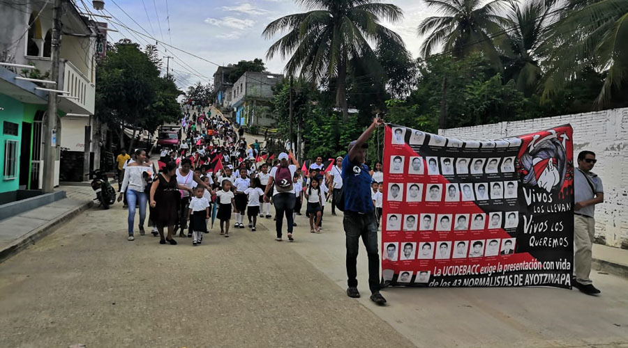 Comunidades de la Costa exigen justicia para el caso Ayotzinapa
