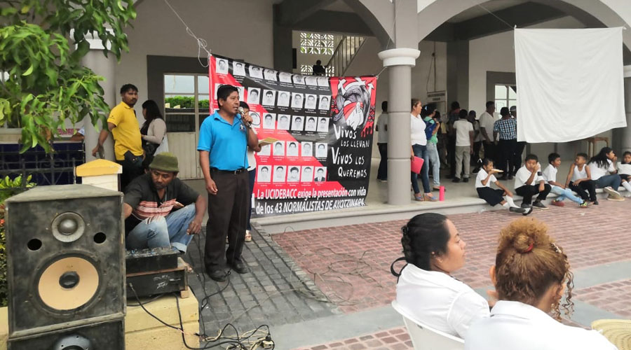 Comunidades de la Costa exigen justicia para el caso Ayotzinapa