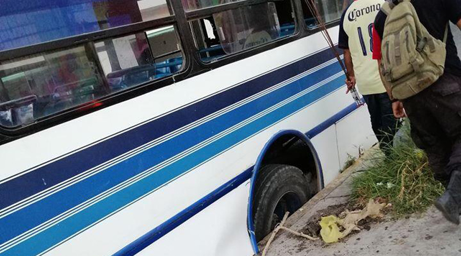 Hoyancos provocan infinidad de accidentes en Salina Cruz