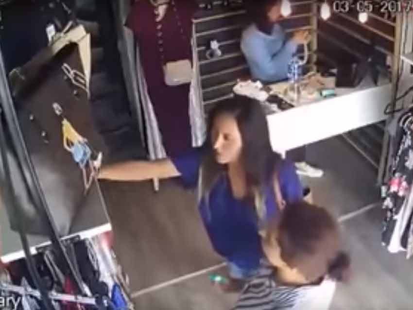 Video: Mujeres ‘se pasan de listas’, roban bolso de tienda en Neza | El Imparcial de Oaxaca