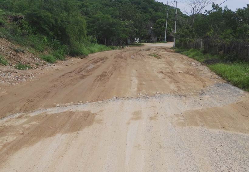 Piden rehabilitar carretera en la Costa