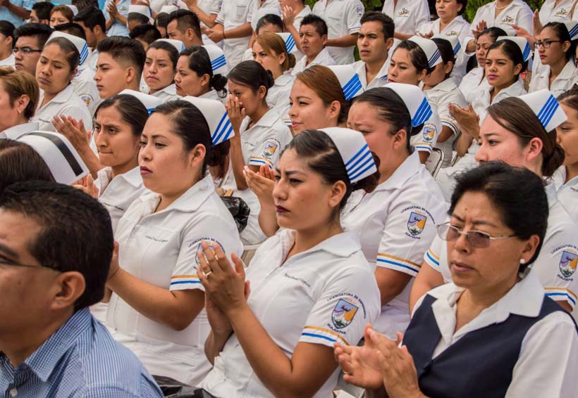 Facultad de Enfermería,  semillero de profesionales en la Mixteca