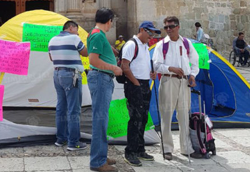 Atletas paralímpicos se instalan en plantón | El Imparcial de Oaxaca