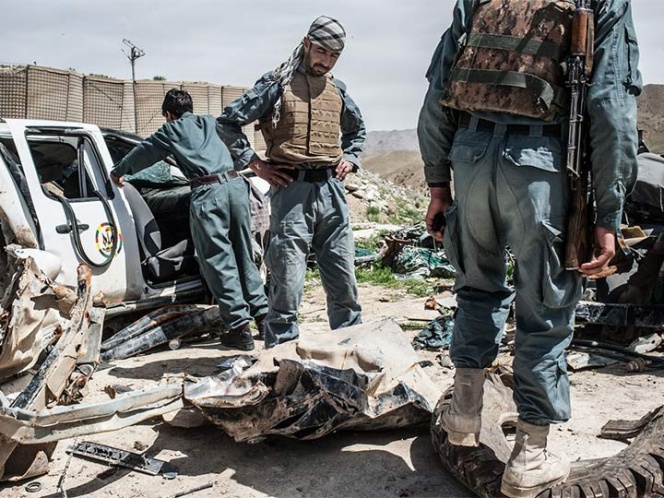 Afganistán reporta 12 policías muertos en ataque fallido de EU | El Imparcial de Oaxaca