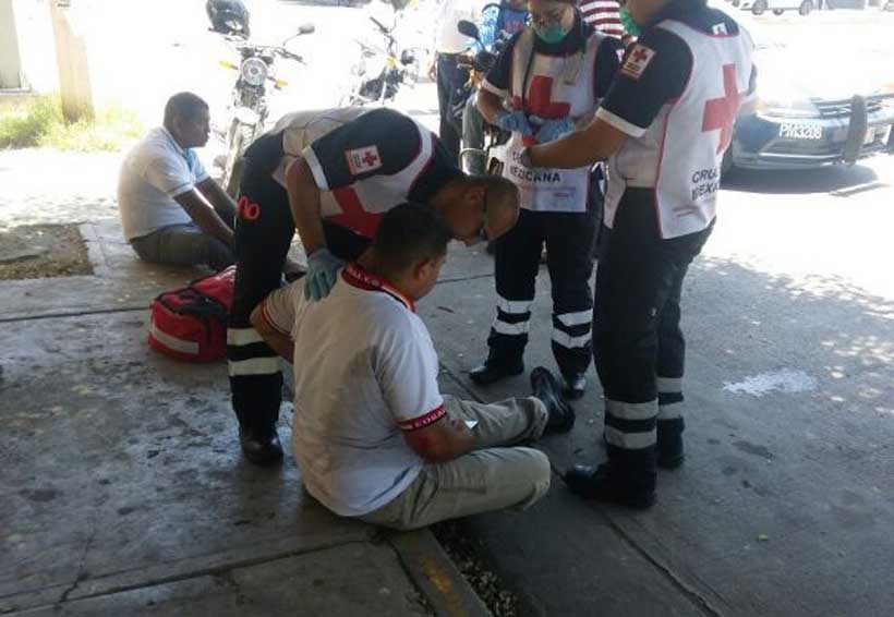 Dos motociclistas fueron arrollados por conductor que huyó | El Imparcial de Oaxaca
