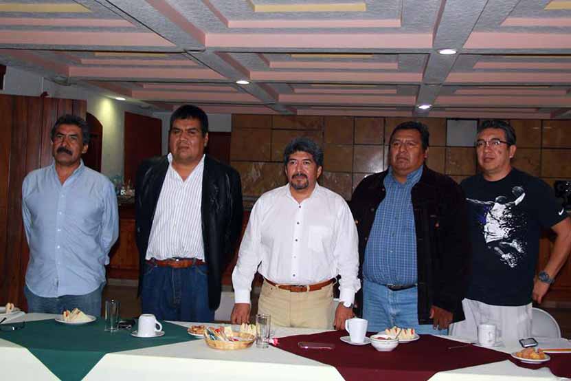 Oficializan torneo de baloncesto en colonia del Maestro | El Imparcial de Oaxaca