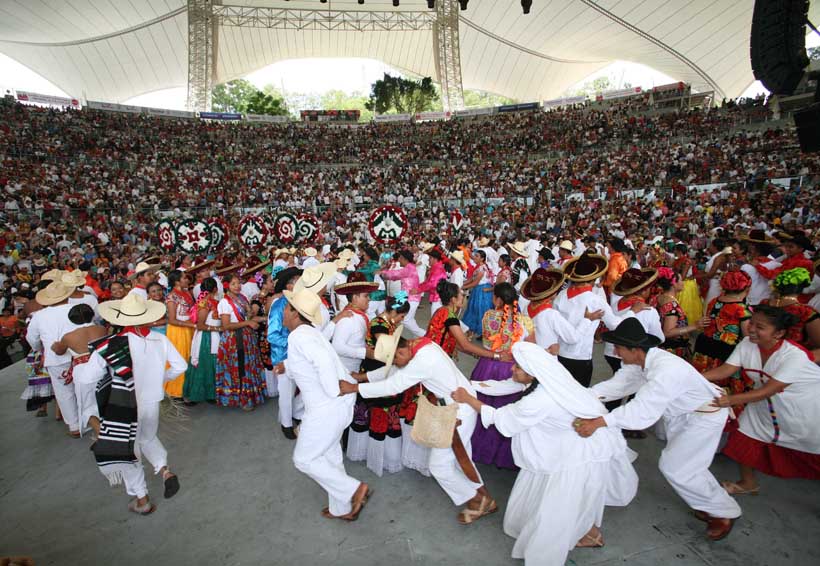 Admiran la fiesta, pero temen a los bloqueos | El Imparcial de Oaxaca