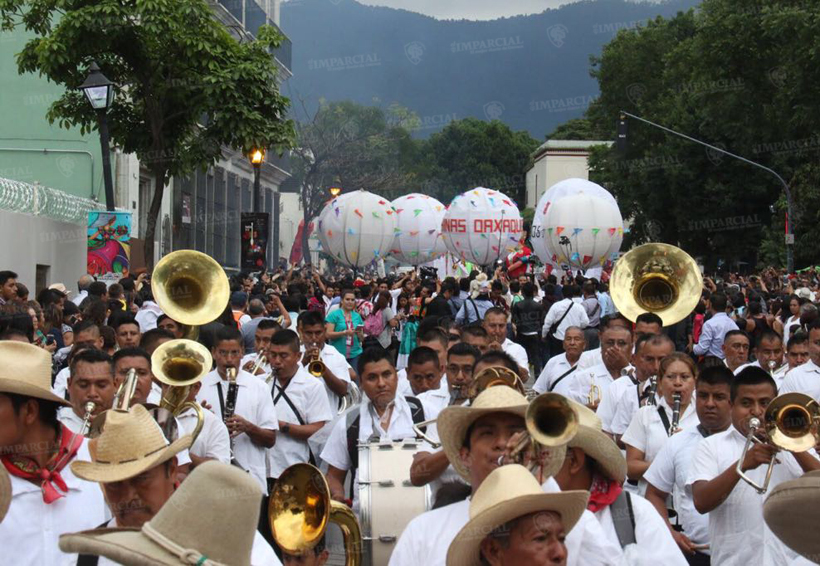 Se realiza segundo Desfile de Delegaciones de la Guelaguetza 2017 | El Imparcial de Oaxaca