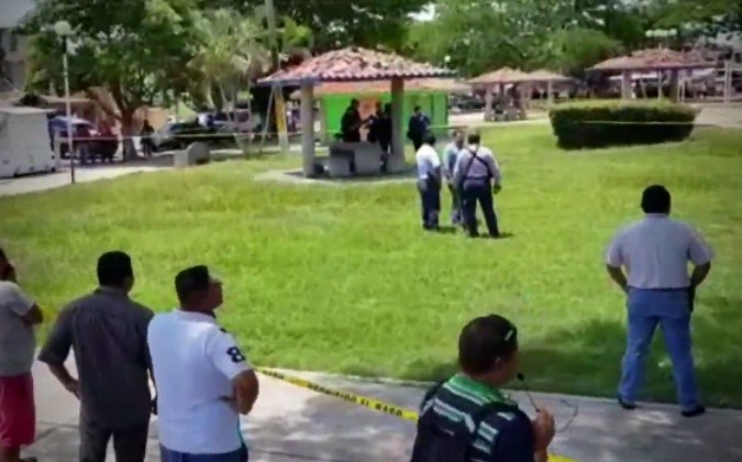 Captan en video agonía de cuatro personas acribilladas a balazos (video) | El Imparcial de Oaxaca Captan en video agonía de cuatro personas acribilladas a balazos (video) | El Imparcial de Oaxaca