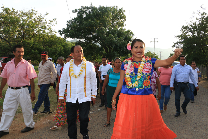 Reconocen labor de Yesenia Nolasco en Santo Domingo Tehuantepec | El Imparcial de Oaxaca