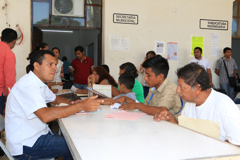 Realizan “Un Día por el Empleo” en Tehuantepec | El Imparcial de Oaxaca