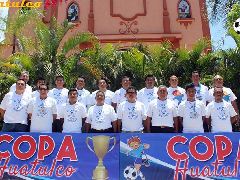 Se viven grandes momentos en la Copa de futbol Huatulco 2017 | El Imparcial de Oaxaca