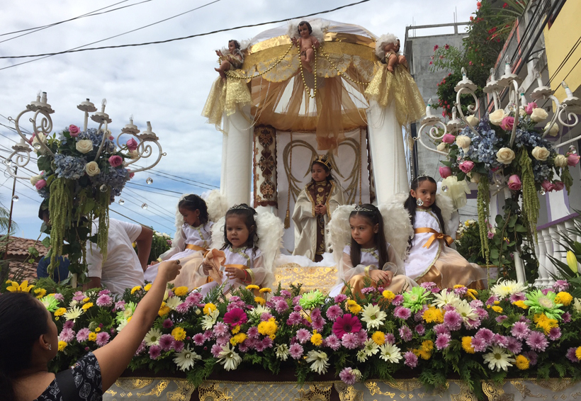 Honran a la Virgen del Carmen en Pinotepa Nacional