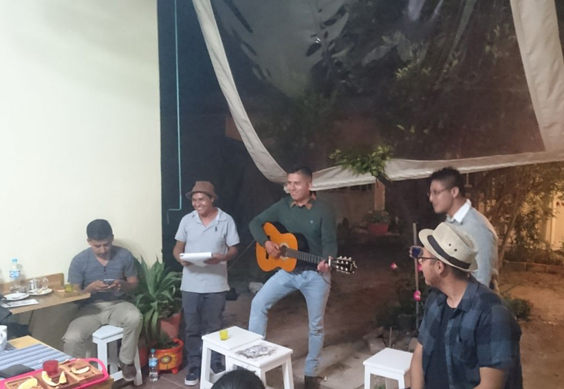 Ofrecen poesía en Tamazulápam, Oaxaca