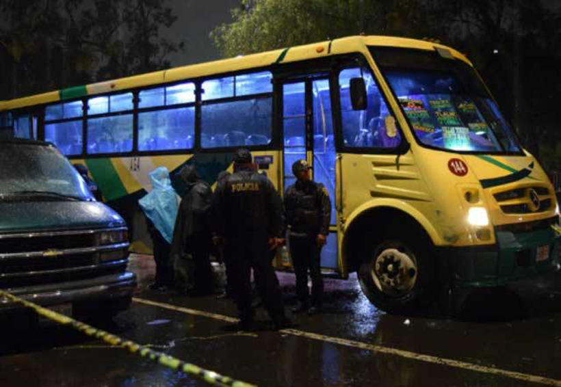 Tres ladrones intentan robar el mismo autobús y terminan matandose | El Imparcial de Oaxaca