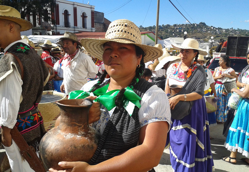 Mujeres y hombres de la Mixteca luchan por  la igualdad