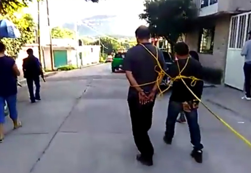 Video: Exhiben a presuntos ladrones por las calles de Huajuapan | El Imparcial de Oaxaca