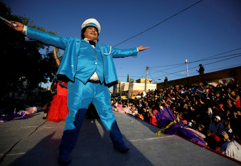 Con gran fiesta recuerdan a Juan Gabriel a un año de su muerte | El Imparcial de Oaxaca