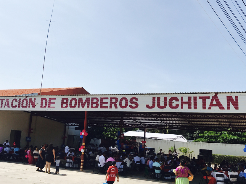 Bomberos: ”somos  gente de fe” en Juchitán | El Imparcial de Oaxaca