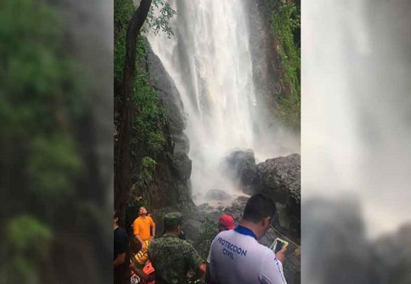Joven de 21 años, el muerto de las cascadas San Antonio | El Imparcial de Oaxaca