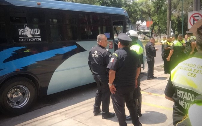 Video: Mueren asaltantes baleados por “justiciero” en autobús de pasajeros; graban su agonía | El Imparcial de Oaxaca