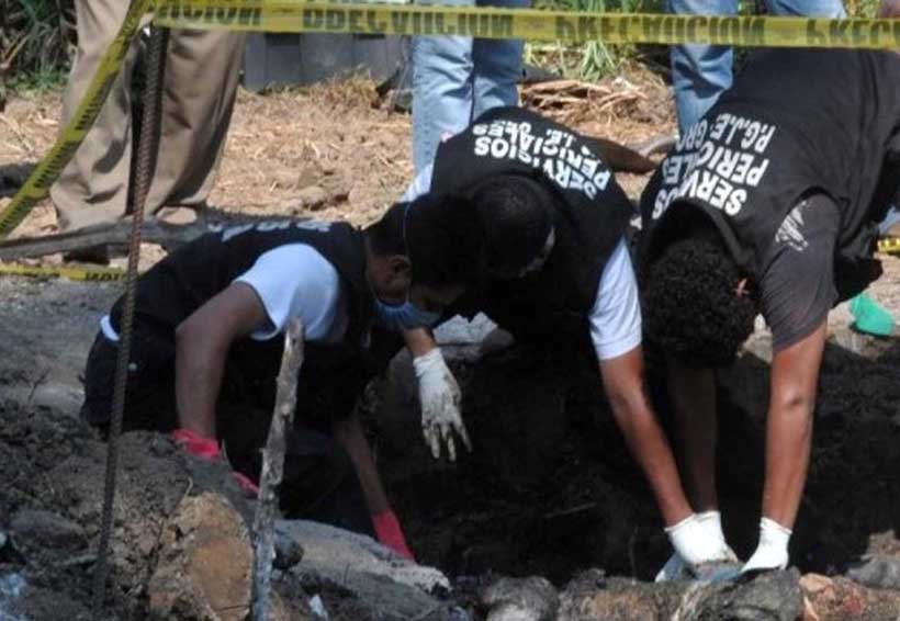Hallan cinco cuerpos en fosa clandestina | El Imparcial de Oaxaca