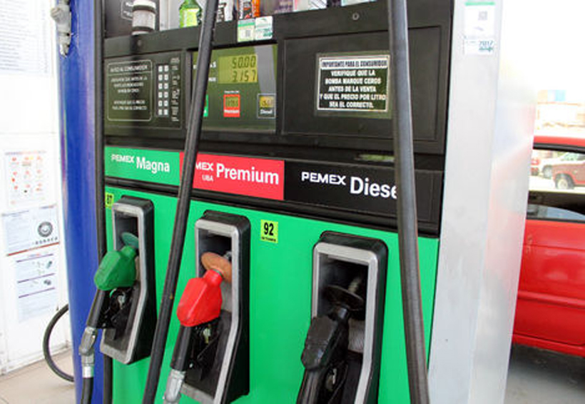 Ante el paso de ‘Harvey’, Pemex busca evitar escasez de gasolina