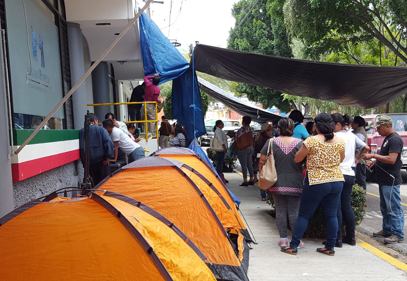 Se planta sindicato independiente en oficinas del Seguro Popular en Oaxaca | El Imparcial de Oaxaca