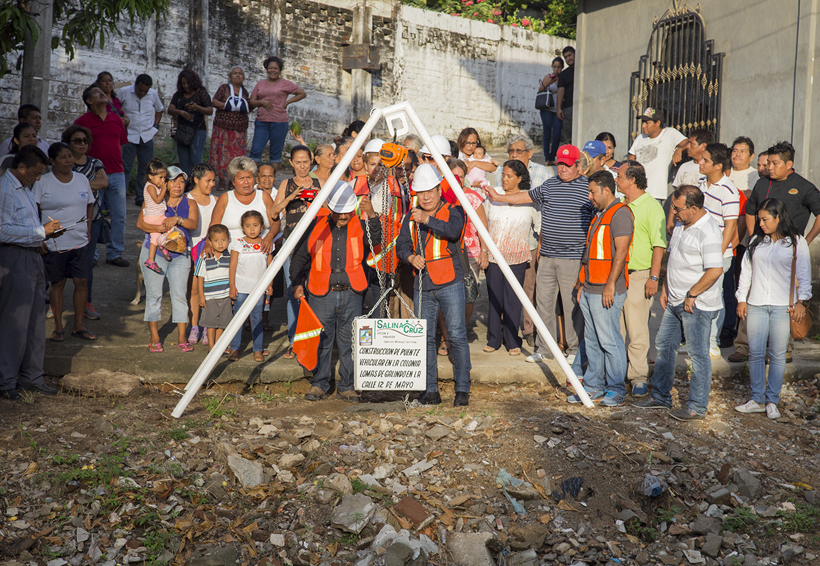 Construyen puente para ocho colonias | El Imparcial de Oaxaca