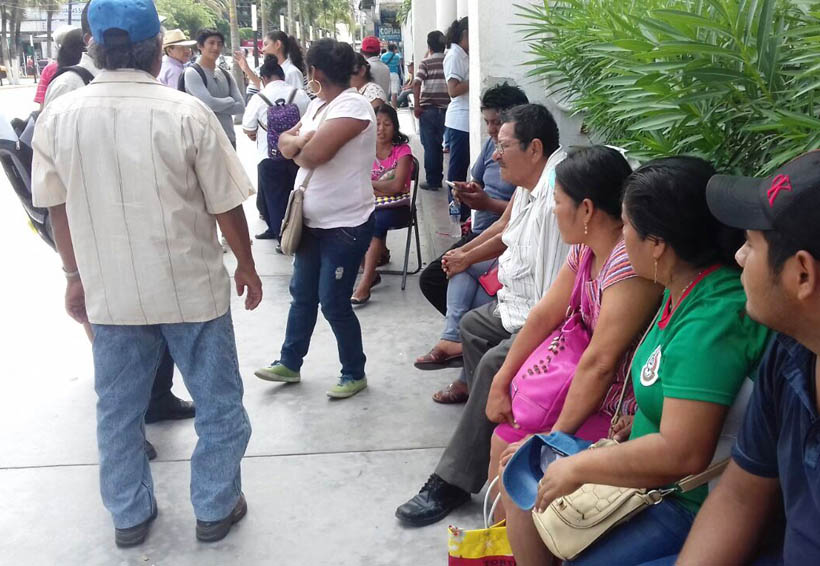 En Salina Cruz, piden a Pemex construcción de salida de emergencia
