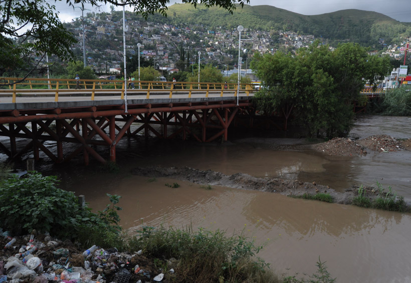 En Oaxaca recomiendan mantener limpias las coladeras | El Imparcial de Oaxaca