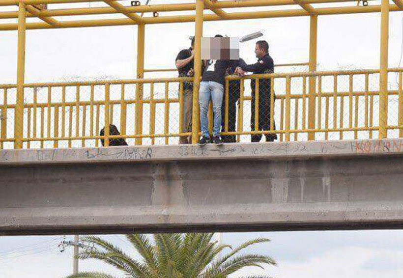 Joven intentó lanzarse del puente