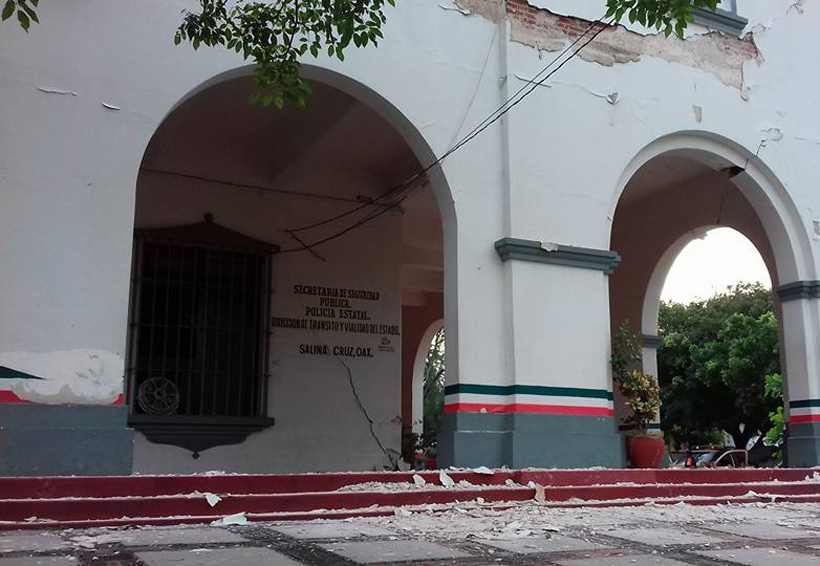 90% de las escuelas en  Salina Cruz, con daños