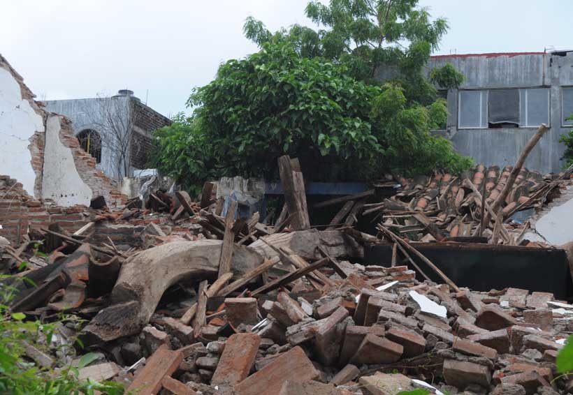 Ya sólo 100 mil en situación de emergencia por sismo en Oaxaca: Alejandro Murat | El Imparcial de Oaxaca