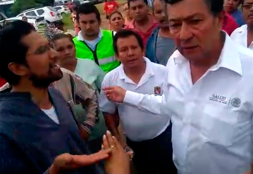 Niega titular de Servicios de Salud de Oaxaca entorpecer llegada de víveres al Istmo | El Imparcial de Oaxaca
