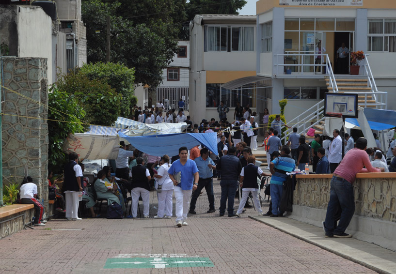 Burócratas de tres dependencias no regresan a laborar en Oaxaca | El Imparcial de Oaxaca Burócratas de tres dependencias no regresan a laborar en Oaxaca | El Imparcial de Oaxaca