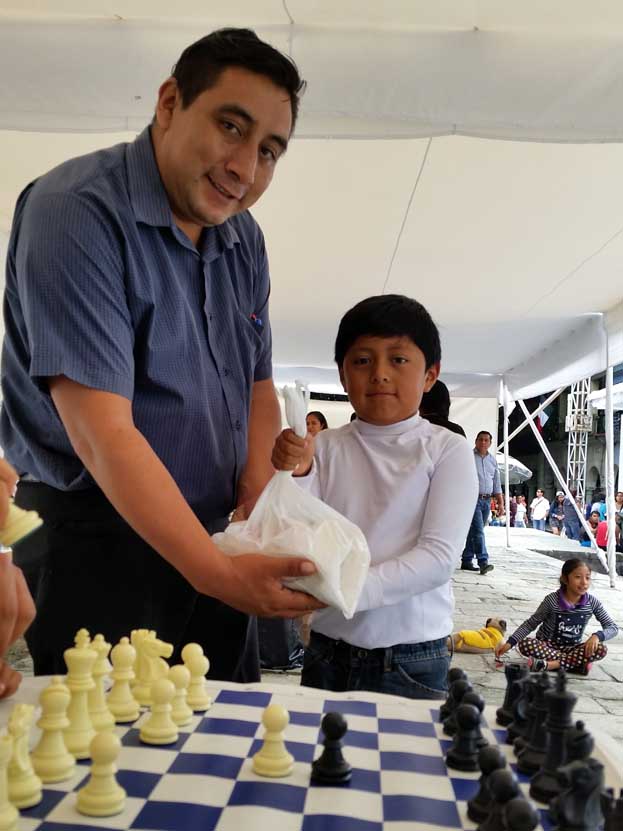 El Club Benito Juárez convoca a los ajedrecistas a dar ayuda | El Imparcial de Oaxaca