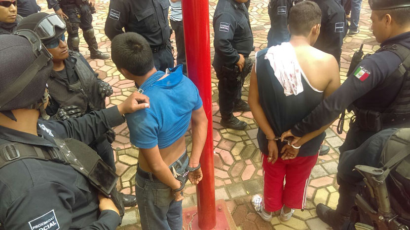 Les dan escarmiento a presuntos ladrones en Oaxaca | El Imparcial de Oaxaca