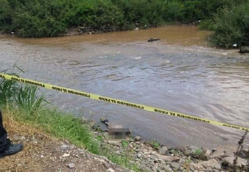 Rescatan el cuerpo sin vida de un hombre  en un canal de aguas negras | El Imparcial de Oaxaca