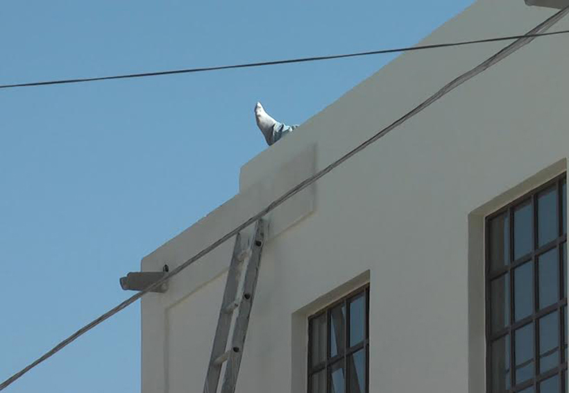 Muere pintor al recibir descarga eléctrica