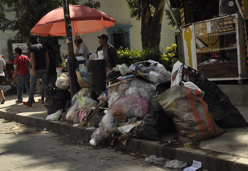 Reiteran a la ciudadanía a no tirar basura en las calles de Oaxaca | El Imparcial de Oaxaca