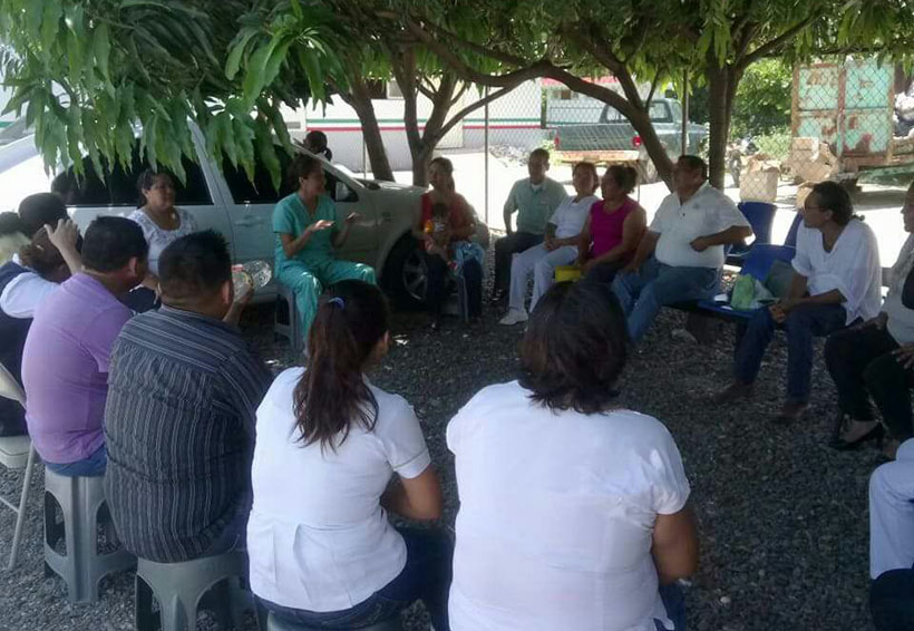 Psicólogos brindan ayuda en comunidades del Istmo de Oaxaca