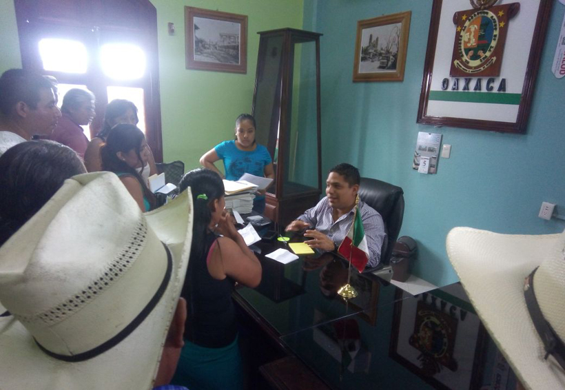 Malestar en Ojitlán y Jalapa de Díaz por bloqueo de S-22 | El Imparcial de Oaxaca