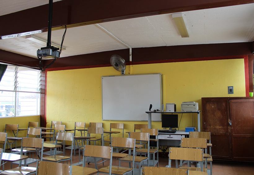 La escuela más antigua de Huajuapan presenta daños significativos