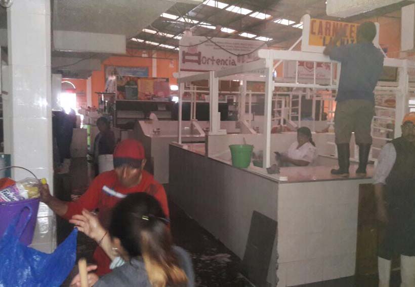 Sanean Mercado en Tlaxiaco, Oaxaca