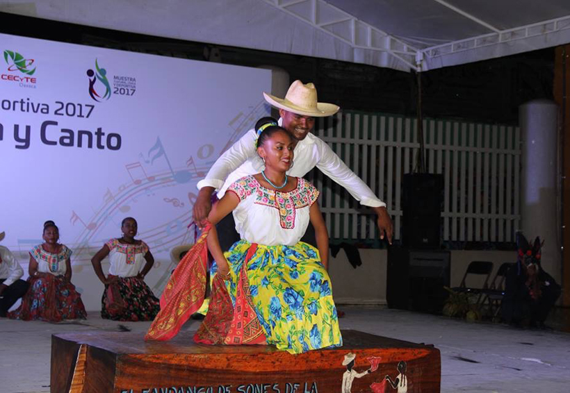 Jóvenes afromexicanos van a concurso nacional de CECYTEO