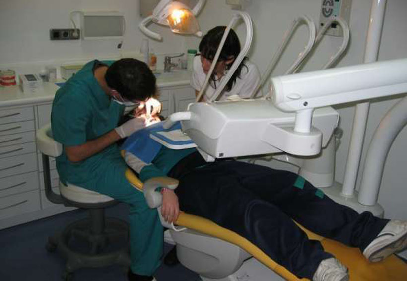 En riesgo de perder piezas dentales 8 de cada 10 adolescentes y adultos por gingivitis: IMSS | El Imparcial de Oaxaca