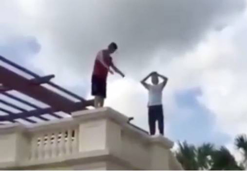 Video: Realiza salto mortal a la orilla de un edificio y casi muere | El Imparcial de Oaxaca