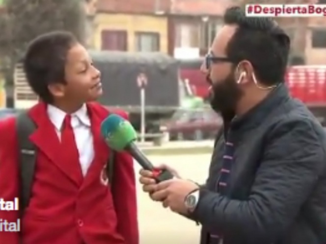 Video: Niño abandona entrevista para no llegar tarde a la escuela | El Imparcial de Oaxaca